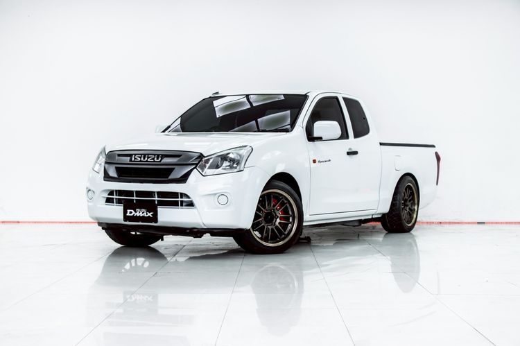 รถ Isuzu D-MAX 1.9 S สี ขาว