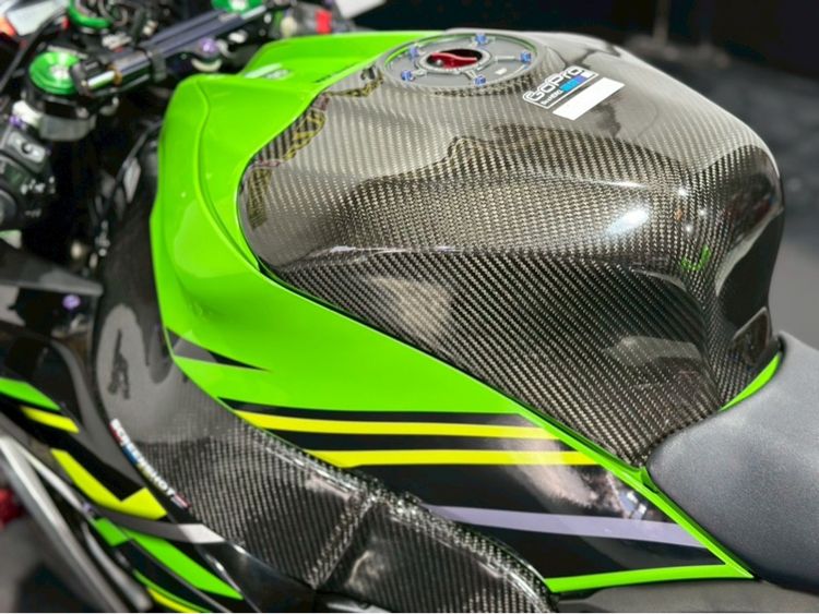 Zx10r ปี 2019 รูปที่ 11
