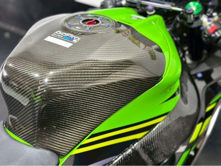 Zx10r ปี 2019 รูปที่ 12