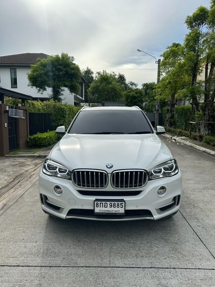 รถ BMW X5 2.0 sDrive25d Pure Experience สี ขาว