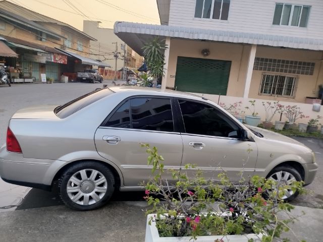 Ford Laser 2005 1.6 Tierra VXi Sedan เบนซิน เกียร์อัตโนมัติ บรอนซ์ทอง รูปที่ 3