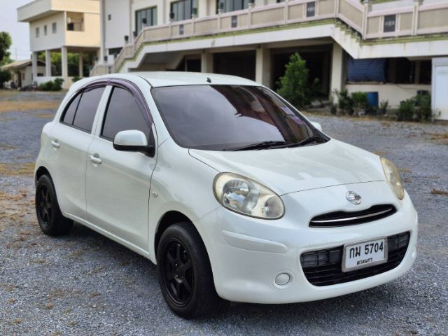 Nissan March 2013 1.2 E Limited Edition เบนซิน เกียร์อัตโนมัติ รูปที่ 3