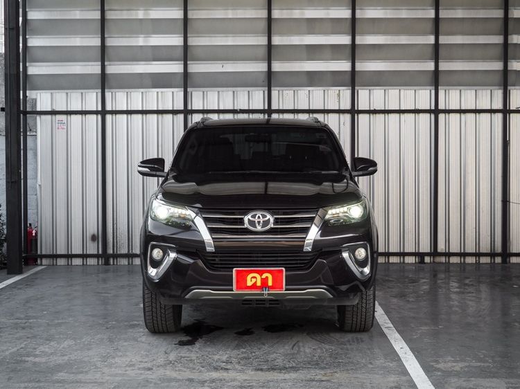 Toyota Fortuner 2015 2.8 V 4WD Utility-car ดีเซล ไม่ติดแก๊ส เกียร์อัตโนมัติ น้ำตาล รูปที่ 2