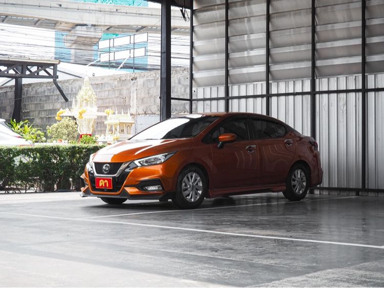 รถ Nissan Almera 1.0 V สี ส้ม