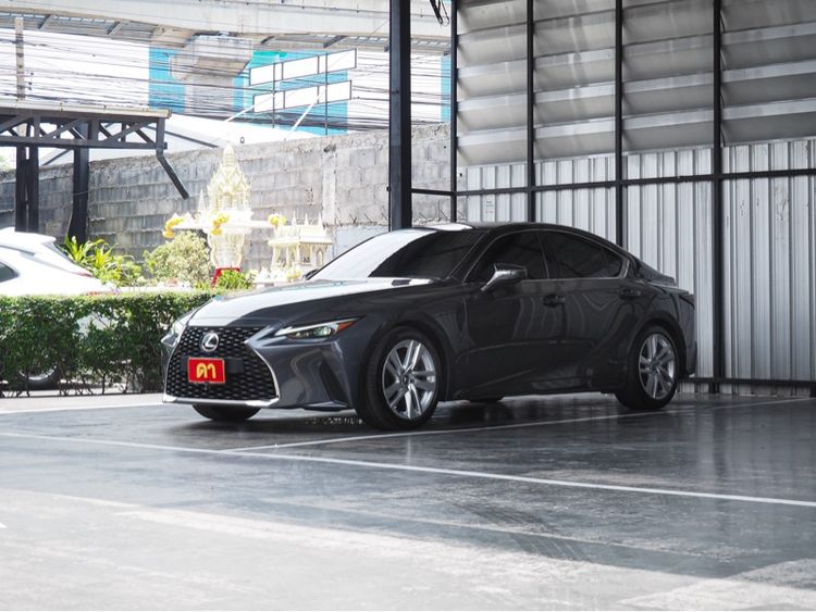 รถ Lexus IS300h 2.5 Luxury สี เทา