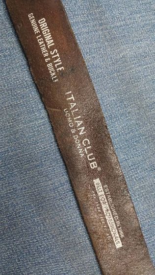 เข็มขัดหนังแท้ ITALIAN CLUB
made in Italy เอว 34 ถึง 38
กว้าง1.4 ยาวรวมหัว42.2
หนังหนาสวยมีรอยตามใช้
 รูปที่ 4