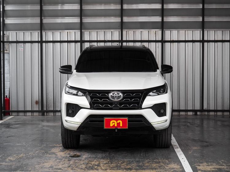 Toyota Fortuner 2022 2.4 Commander Utility-car ดีเซล ไม่ติดแก๊ส เกียร์อัตโนมัติ ขาว รูปที่ 2