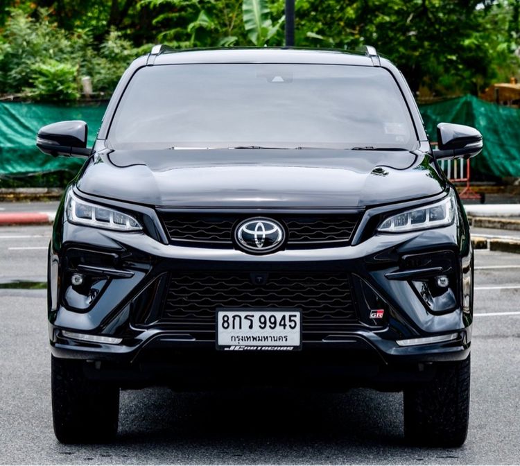 Toyota Fortuner 2024 2.8 V TRD Sportivo II Black Top 4WD Utility-car ดีเซล ไม่ติดแก๊ส เกียร์อัตโนมัติ ดำ รูปที่ 2