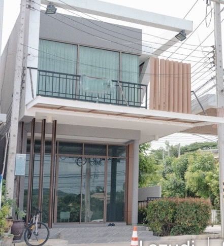 ใช่ ขายตึก ทำเลดี ขายพร้อมผู้เช่า รูปที่ 2
