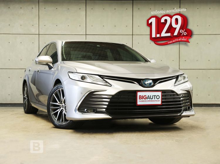 Toyota Camry 2022 2.5 HEV Premium Sedan ไฮบริด ไม่ติดแก๊ส เกียร์อัตโนมัติ เทา