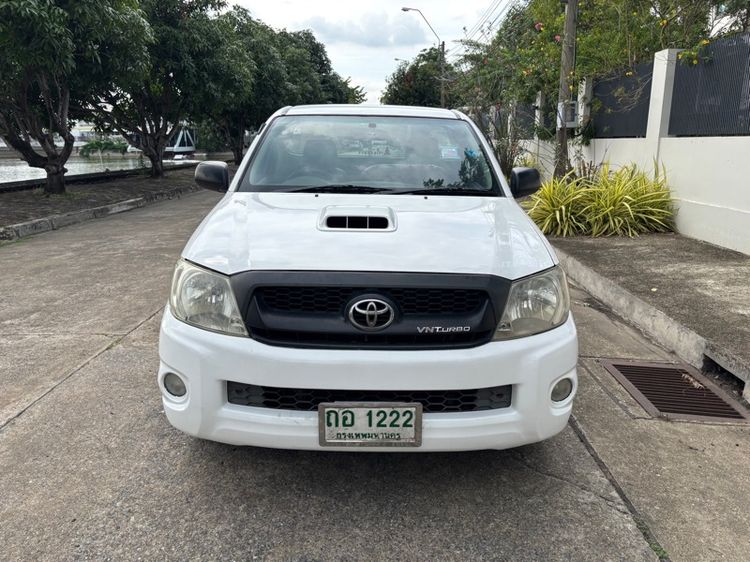 รถ Toyota Hilux Vigo 3.0 J สี ขาว