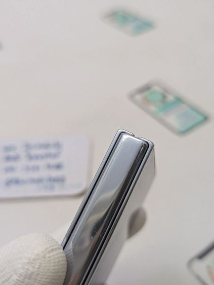 ขาย เทิร์น Samsung Galaxy Z Fold 5 256 GB ศูนย์ไทย มีตัวเครื่องอย่างเดียว ไม่มีอุปกรณ์อื่น ขายตามสภาพ เพียง 5,590 บาท ครับ รูปที่ 3