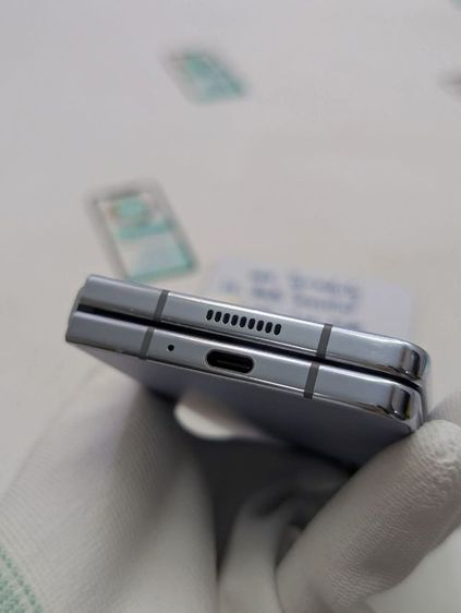 ขาย เทิร์น Samsung Galaxy Z Fold 5 256 GB ศูนย์ไทย มีตัวเครื่องอย่างเดียว ไม่มีอุปกรณ์อื่น ขายตามสภาพ เพียง 5,590 บาท ครับ รูปที่ 4