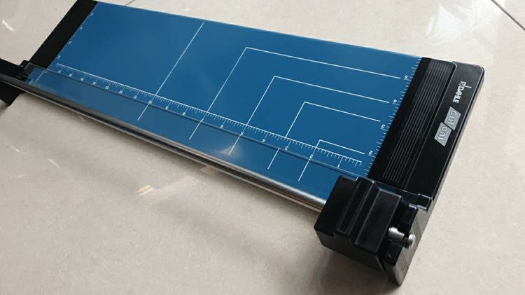 แท่นตัดกระดาษ แบบรูด ใบมีดโรตารี่ A3 DAHLE Paper Trimmer 508 รูปที่ 2