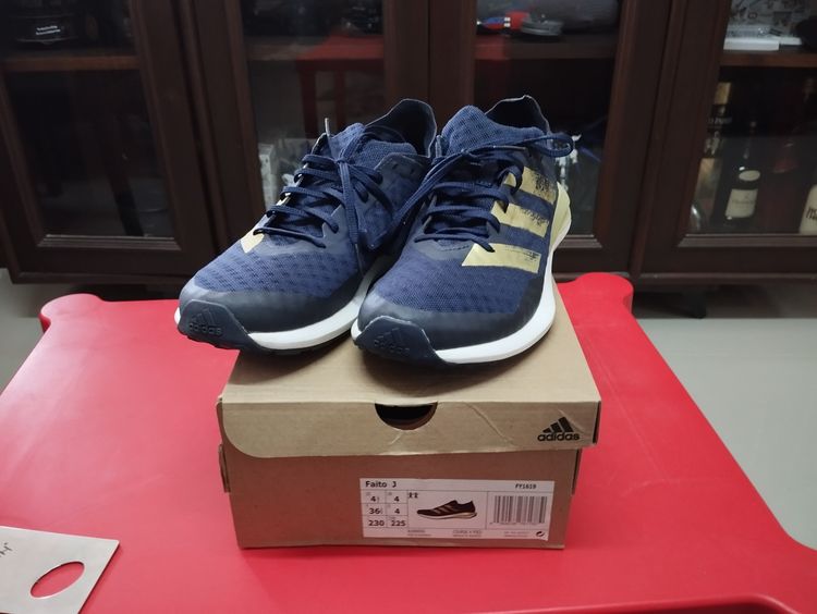 รองเท้า adidas  รุ่น Faito J สีน้ำเงิน Size UK 4, EUR 36.