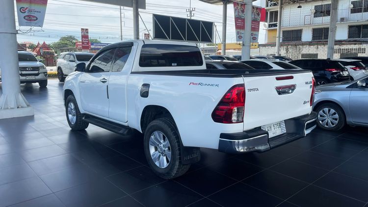 Toyota Hilux Revo 2017 2.4 Prerunner E Pickup ดีเซล ไม่ติดแก๊ส เกียร์ธรรมดา ขาว รูปที่ 4