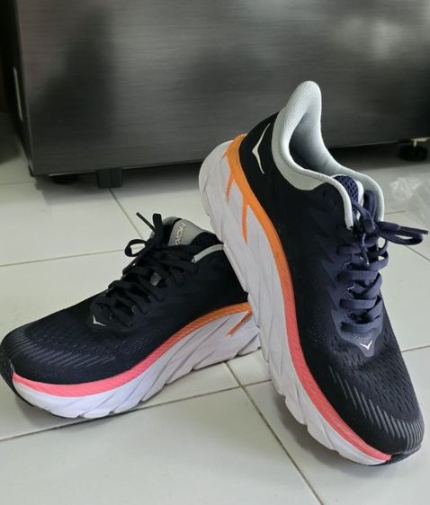 รองเท้า HOKA CLIFFTON7