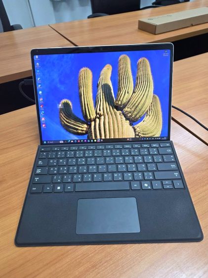 Microsoft Surface Pro 13นิ้ว Snapdragon Elite