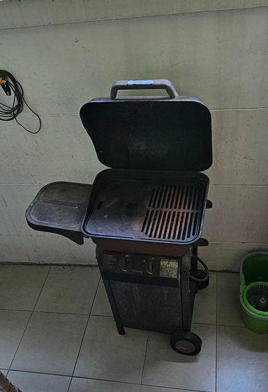 Ready-to-Cook Gas Grill Set + 7kg PTT Gas Cylinder 75percent Full  เตาปิ้งย่างแก๊สพร้อมถังแก๊ส ปตท. 7 กก. (มีแก๊สเหลือ 75percent)