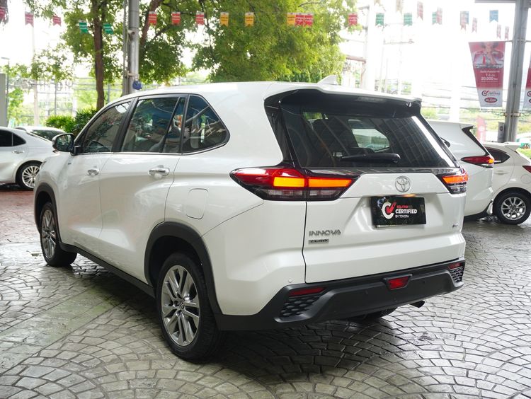 Toyota Innova 2025 2.0 Zenix HEV Smart Utility-car ไฮบริด ไม่ติดแก๊ส เกียร์อัตโนมัติ ขาว รูปที่ 4