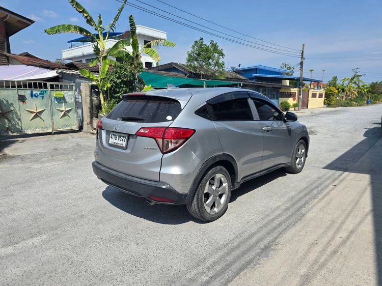 Honda HR-V 2016 1.8 E Utility-car เบนซิน เกียร์อัตโนมัติ เทา รูปที่ 4