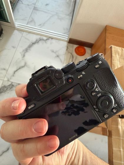 ขายบอดี้ Sony A7III สภาพดีพร้อมลุย ชัตเตอร์ 178K ราคาแบ่งปันสายวิดีโอ-รับงาน รูปที่ 4