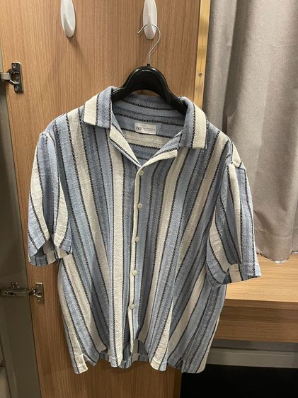 อื่นๆ เสื้อไหมพรม L แขนสั้น ZARA Striped Knit Shirt  ลายทางฟ้า-ครีม Summer Vibes 🌤️