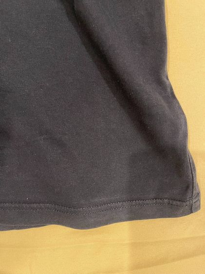 Fred Perry V-Neck Tee Navy Minimal Logo 🖤 รูปที่ 3