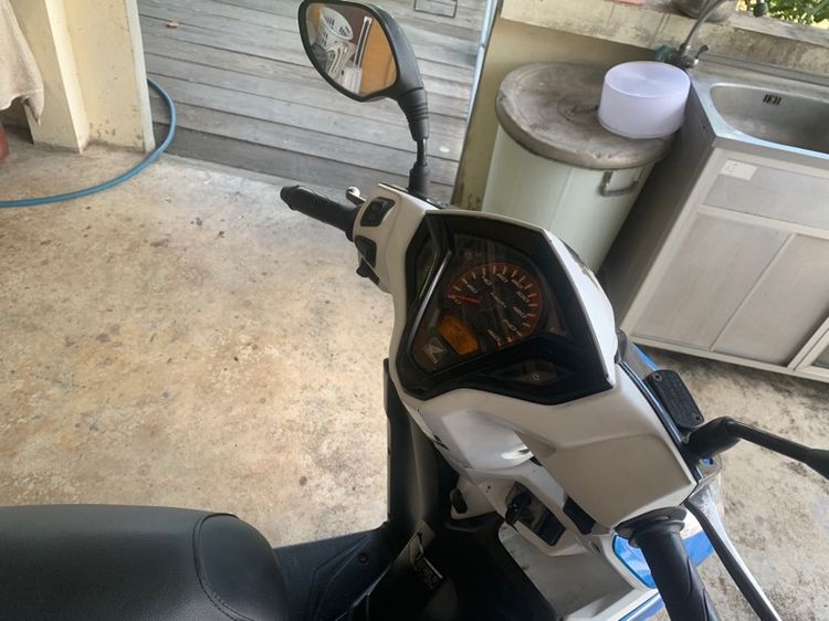 Honda Click125 i เครื่องหัวฉีด เครื่องเดิมเงียบ  ทะเบียนครบ รูปที่ 5