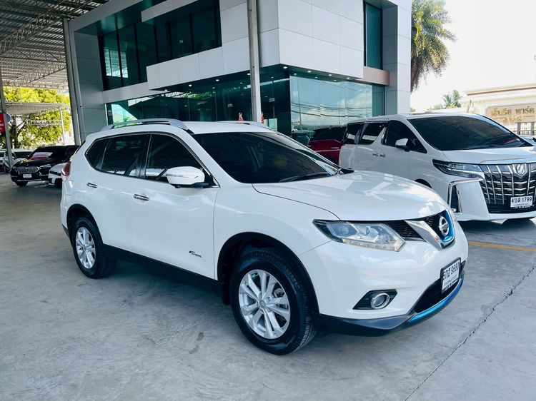 Nissan X-Trail 2017 2.0 V Hybrid 4WD Utility-car ไฮบริด ไม่ติดแก๊ส เกียร์อัตโนมัติ ขาว รูปที่ 2
