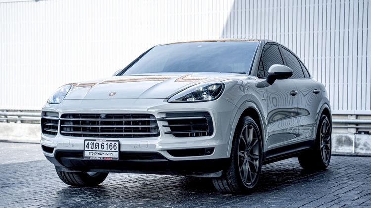 Porsche Cayenne 2022 3.0 E-Hybrid Coupé 4WD Utility-car ปลั๊กอินไฮบริด (PHEV) ไม่ติดแก๊ส เกียร์อัตโนมัติ เทา รูปที่ 3