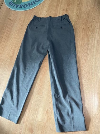 กางเกงชิโน่ Uniqlo Slim Fit Chino สีเทา เอว 31 (79cm) สภาพดี ของแท้ 100เปอร์เซ็น
