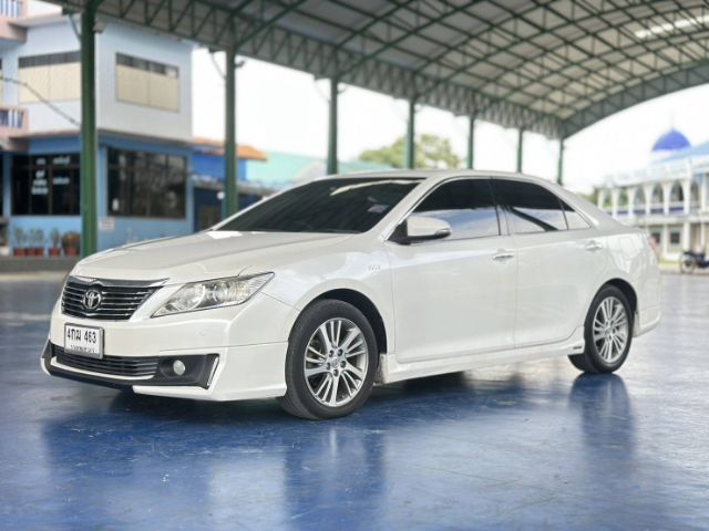 รถ Toyota Camry 2.0 G Extremo สี ขาว