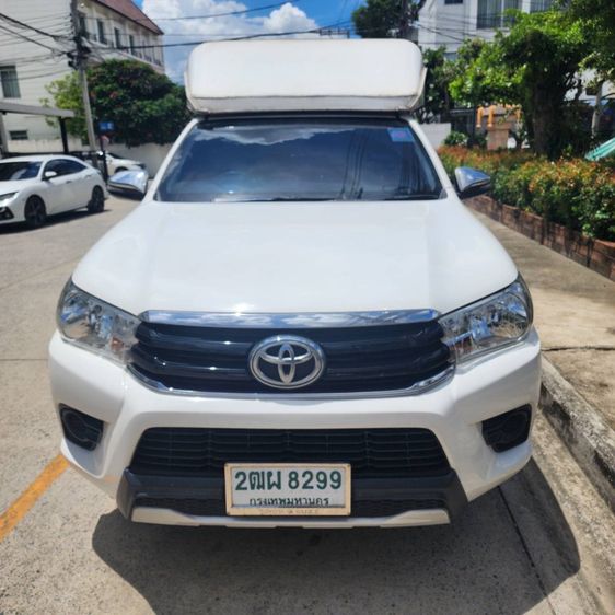 รถ Toyota Hilux Revo 2.4 J Plus สี ขาว