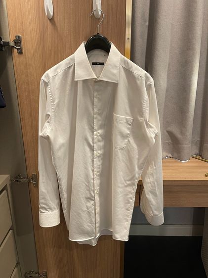 อื่นๆ เสื้อเชิ้ต XL ขาว แขนยาว SUIT SELECT White Shirt 🤍