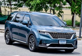 Kia Canival Diesel 2.2L Turbo SXL Top Fulloption ปี 2021 รถวิ่งน้อยประวัติศูนย์ทุกระยะสภาพพร้อมใช้นะครับ