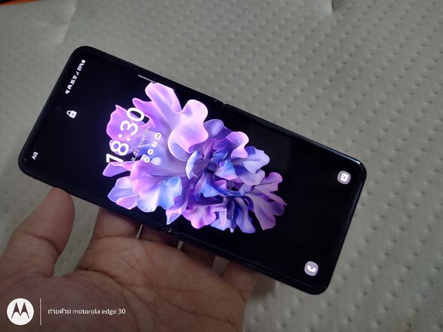 Galaxy Z flip 1 สวยหายาก ถุกๆ