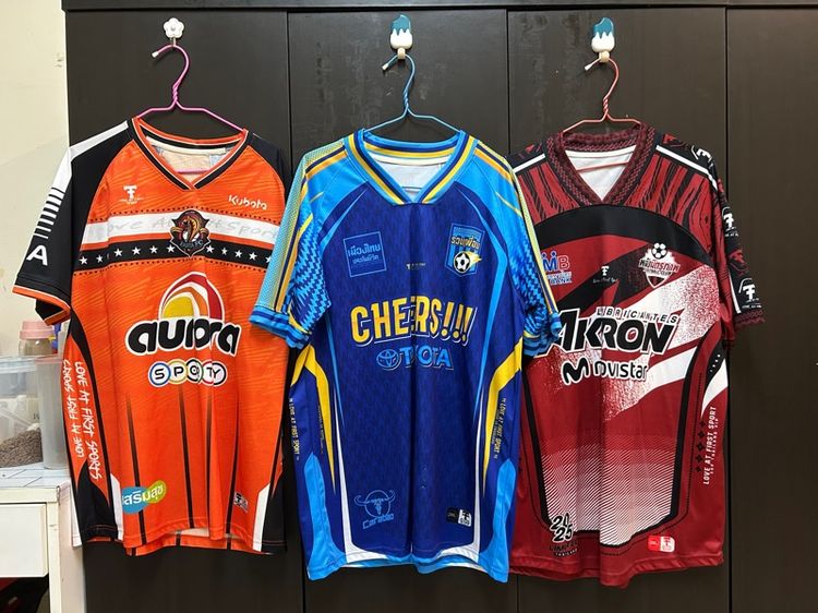 เสื้อบอลคอวี 3 ตัว ไซส์ L-2XL 