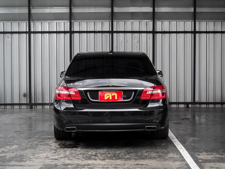 Mercedes-Benz E-Class 2012 E300 2.0 AMG Dynamic Sedan เบนซิน ไม่ติดแก๊ส เกียร์อัตโนมัติ ดำ รูปที่ 4