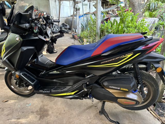 FORZA 350 RS ปี 23 ดำด้านล้อทอง