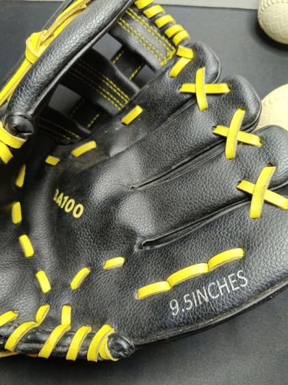 ถุงมือเบสบอลเด็ก 9.5 นิ้ว  K.i.p.s.t.a BA100  สภาพสวย พร้อมลูกบอลซ้อม 2 ลูก รูปที่ 10