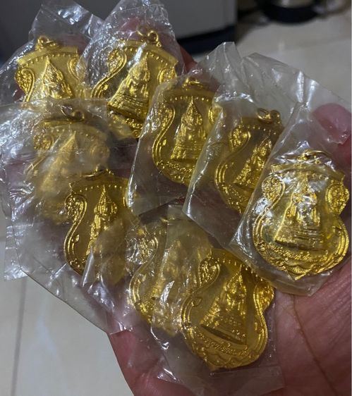 เหรียญพระพุทธชินราช ปี2521 หลวงปู่โต๊ะ ปลุกเสก( รับทั้งหมด9 เหรียญ อยู่ในซีนเดิมวัด)