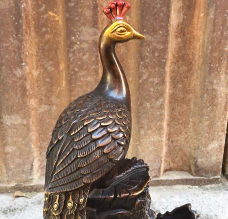 ✨วางขวดไวน์รูปนกยูง (Peacock Wine Bottle Holder) 