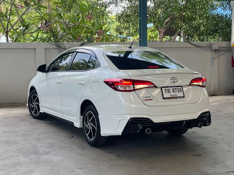 Toyota Yaris ATIV 2021 1.2 Sport Sedan เบนซิน ไม่ติดแก๊ส เกียร์อัตโนมัติ ขาว รูปที่ 4