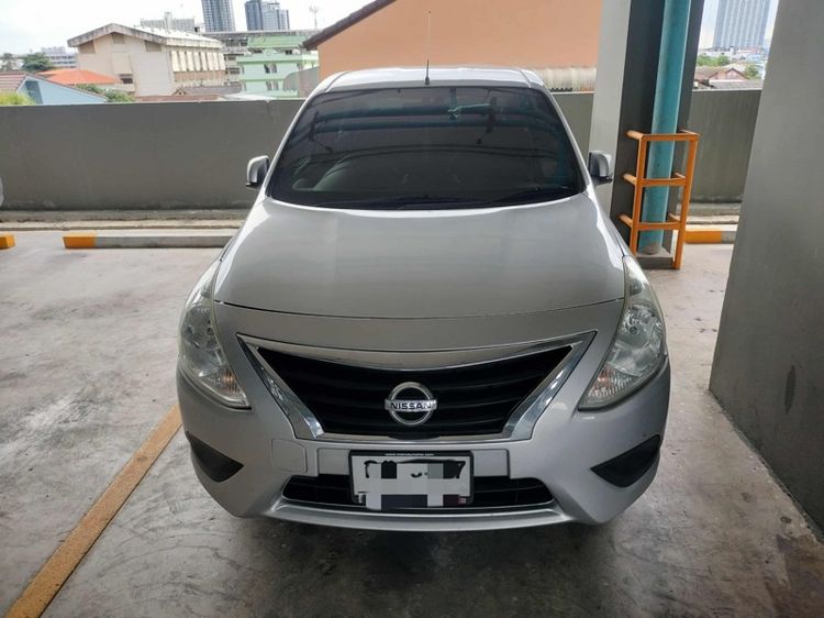 รถ Nissan Almera 1.2 E สี บรอนซ์เงิน