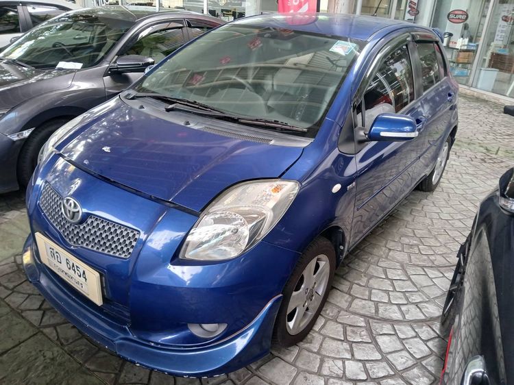 รถ Toyota Yaris 1.5 G สี น้ำเงิน