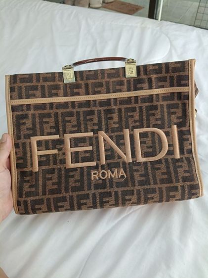 กระเป๋า FENDI ROMA รูปที่ 3