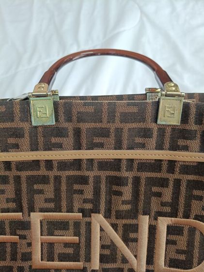 กระเป๋า FENDI ROMA รูปที่ 4