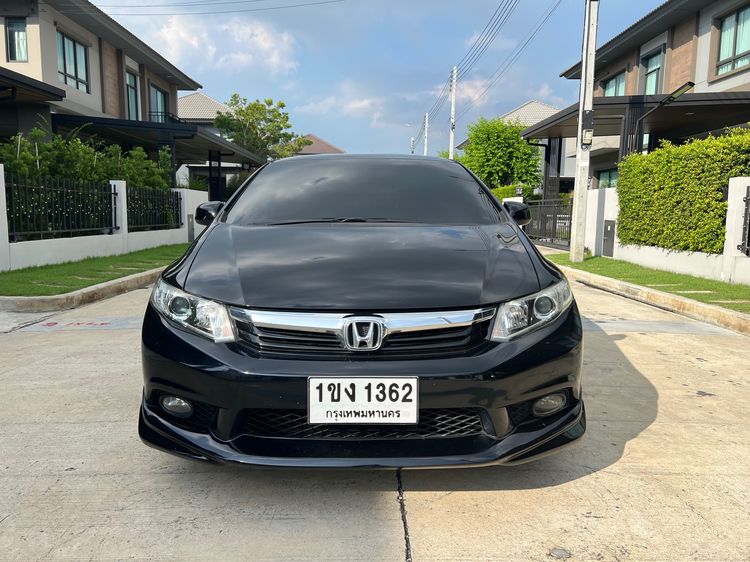 Honda Civic 2013 1.8 S i-VTEC Sedan เบนซิน ไม่ติดแก๊ส เกียร์อัตโนมัติ ดำ รูปที่ 4