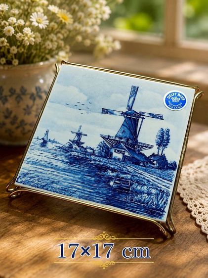 กระเบื้องเขียนลายด้วยมือ (Hand-painted Tile) 